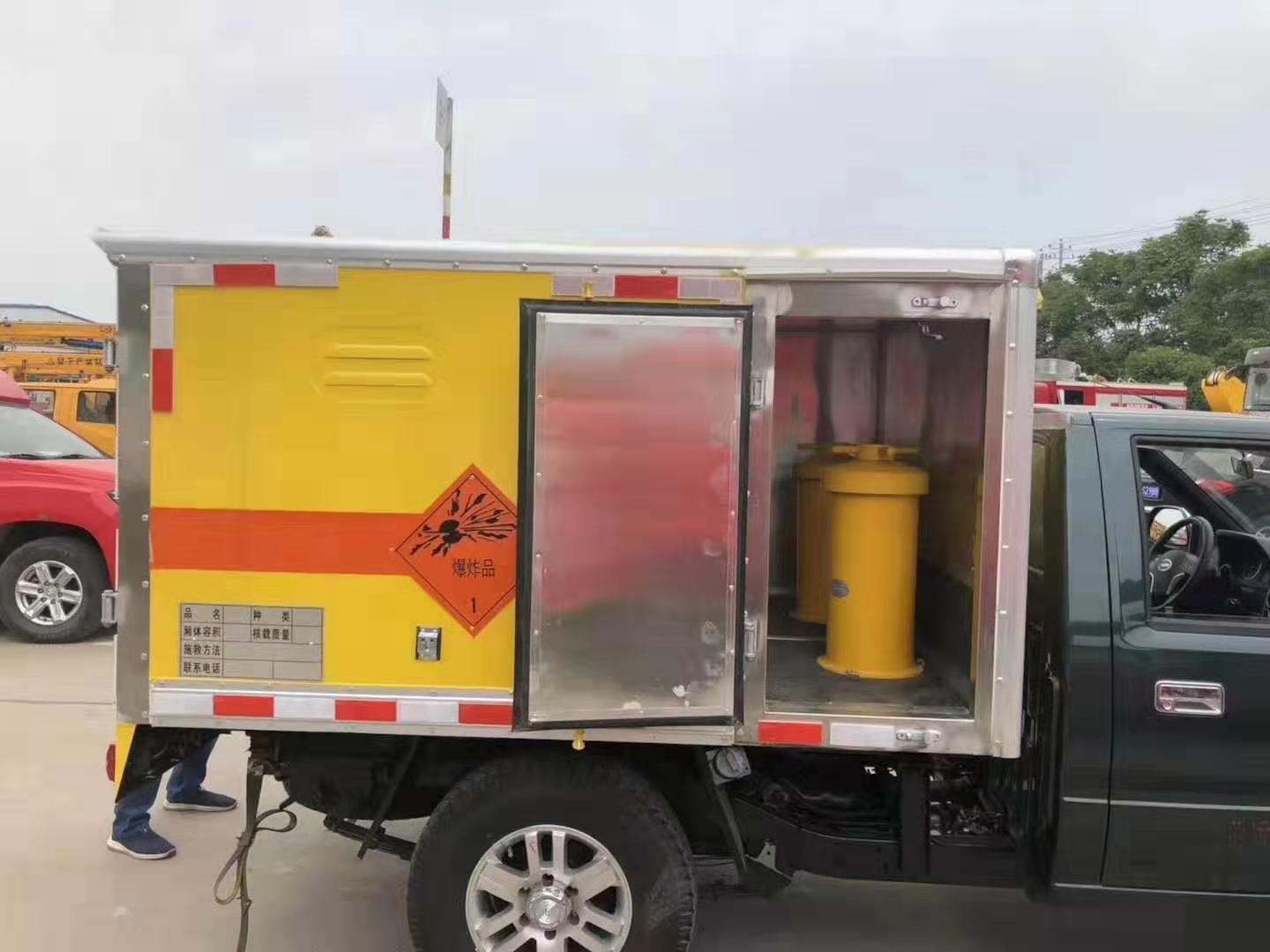 三更罗镇爆破器材运输车行业深度解析:规格选择与运输效能的更优配置